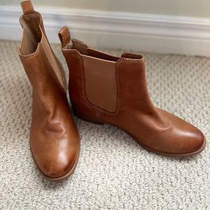 Frye Chelsea Boots. Never been worn. Sz. 8.5.